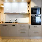 2 Bedroom Cozy In Split