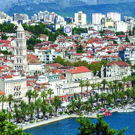 Lägenhet 2 Bedroom Cozy In Split